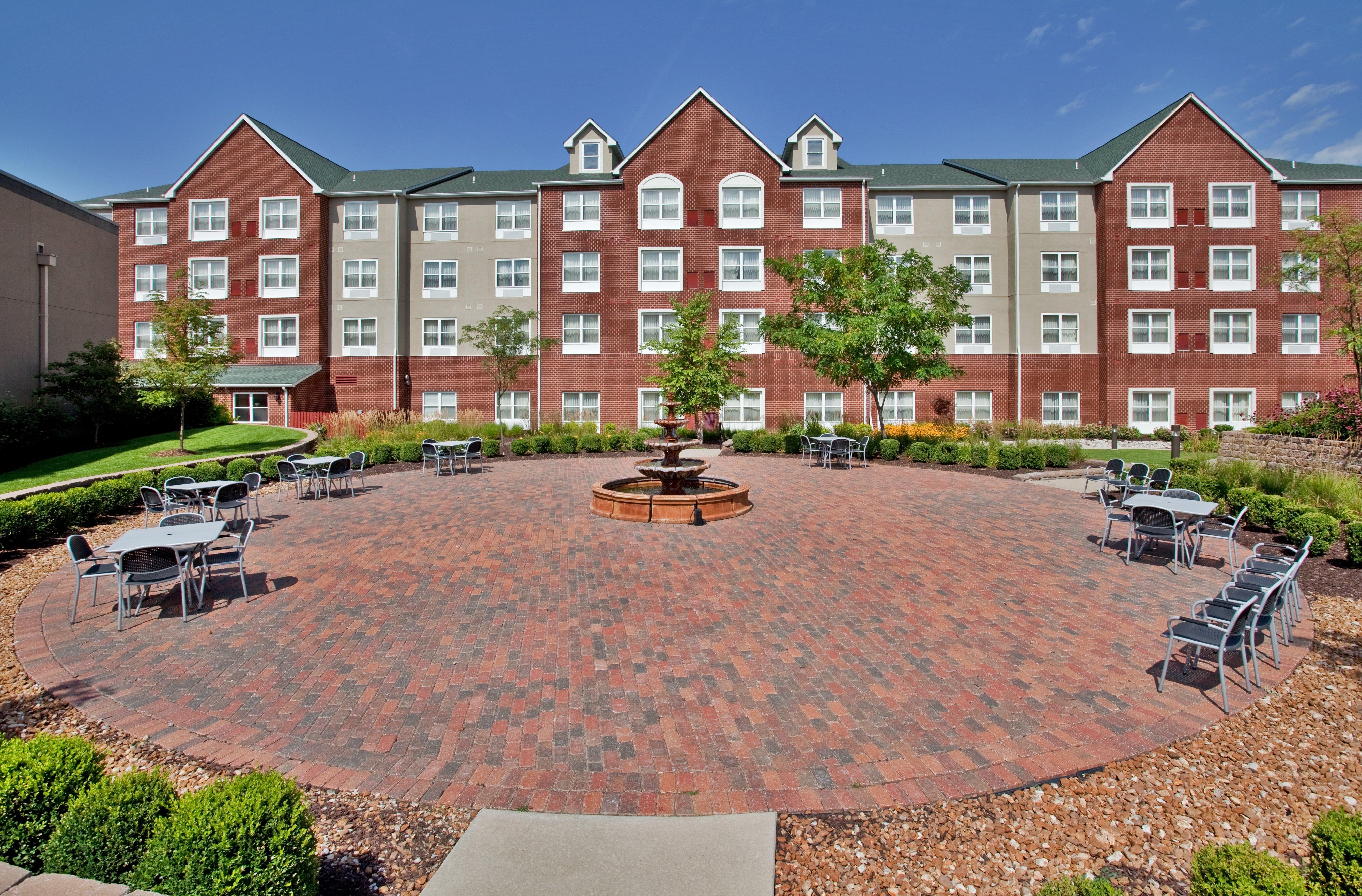 Holiday Inn Express Hotel & Suites St. Louis West-O'Fallon By Ihg Eksteriør bilde