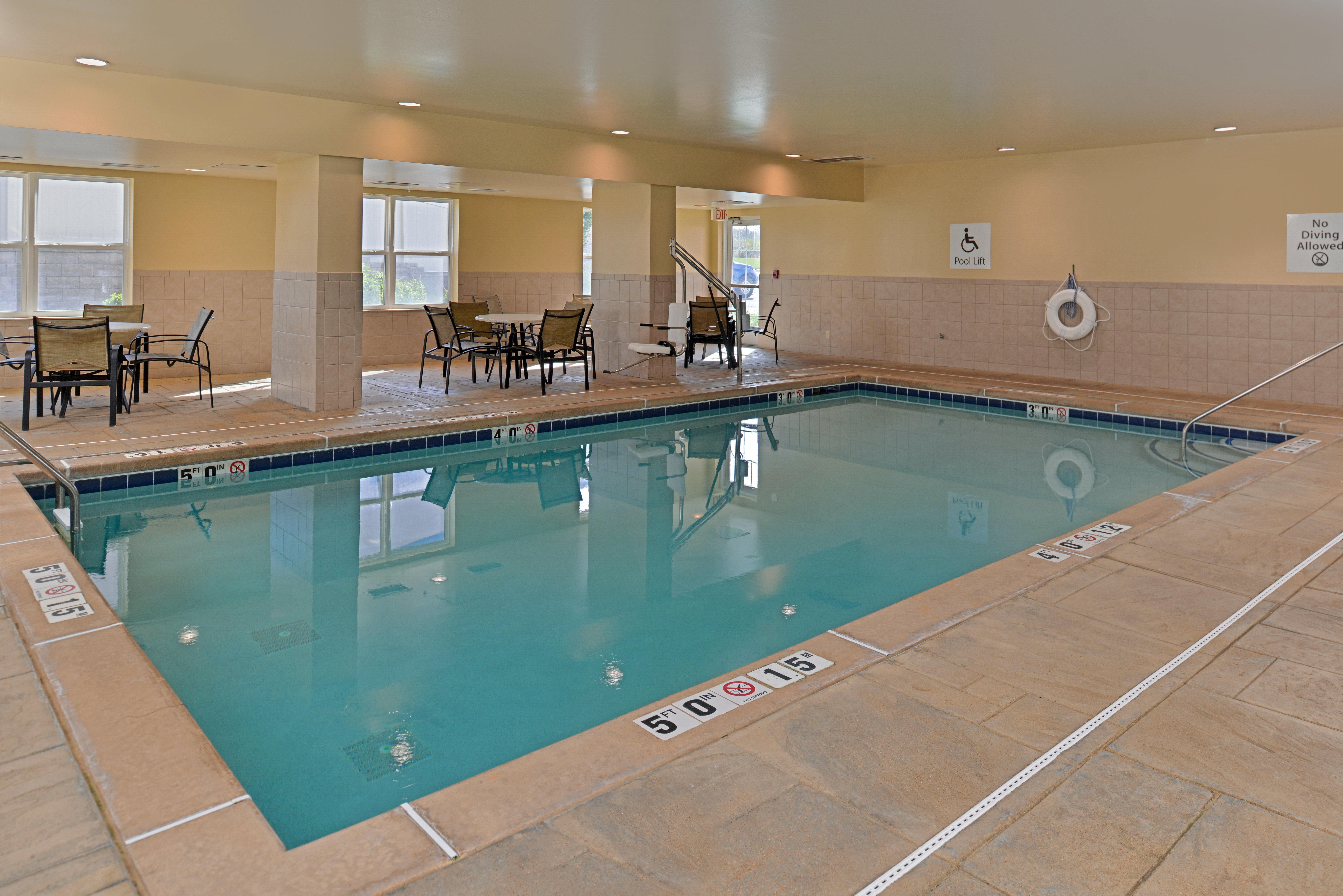 Holiday Inn Express Hotel & Suites St. Louis West-O'Fallon By Ihg Eksteriør bilde